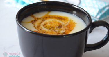 terbiyeli-sarimsakli-un-corbasi