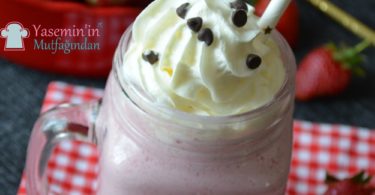 cilekli-milkshake-tarifi