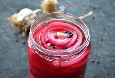 kirmizi-sogan-tursusu