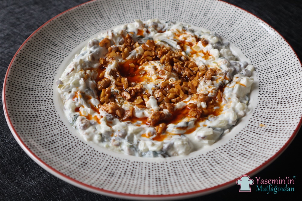 yesil-mercimekli-semizotu-borani-tarifi